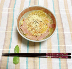 「カルボナーラ風卵かけご飯」の写真