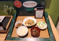 株式会社 サンゲツ様社員食堂の実物ディスプレイの写真03