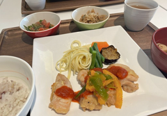 株式会社 サンゲツ様社員食堂の実物ディスプレイの写真04