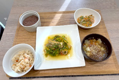 名古屋葵大学健康栄養学科の皆さんが考案したメニューの写真